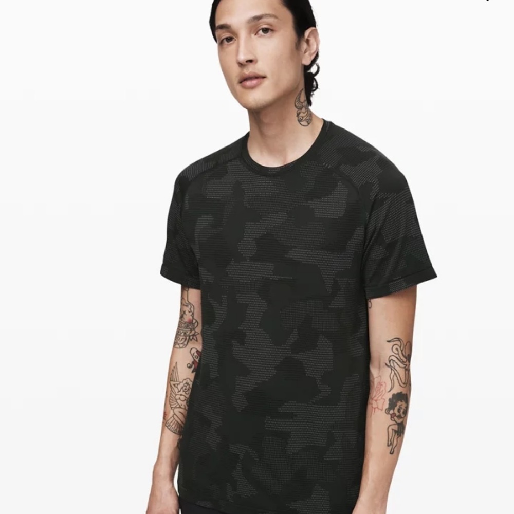 Lululemon Metal Vent Tech Short Sleeve *Geo Camo!